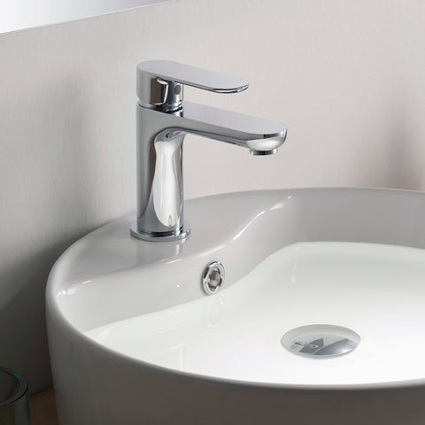 Single Handle Lavatory Faucet - Chrome